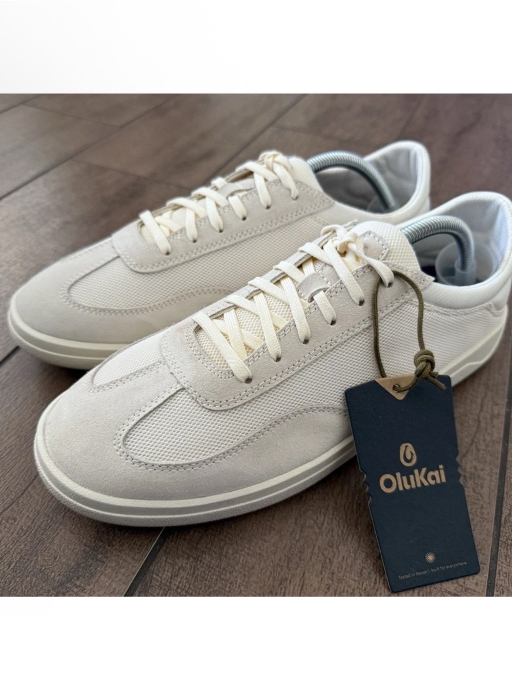 OLUKAI Leather Lace Up PUNINI Everyday Sneakers White Sand Men’s Sz 10 / EU 43
